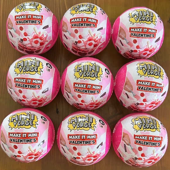 Miniverse Other - Mini Verse Make It Mini Valentines 9 Pack